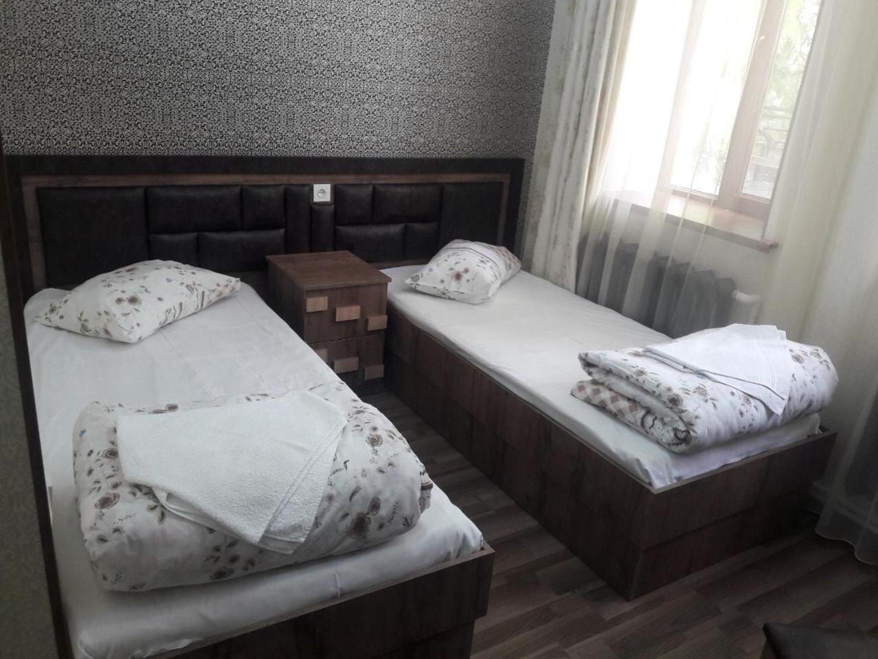 Fish Hotel Akhalkalaki Ngoại thất bức ảnh
